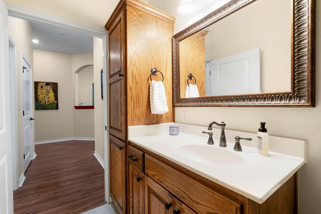 2601 N Quinlan Park RD 401, Austin, TX 78732