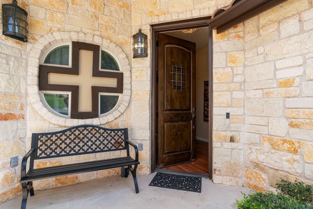 2601 N Quinlan Park RD 401, Austin, TX 78732