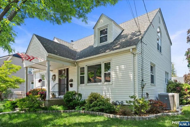7 Maitland Avenue, Hawthorne, NJ 07506
