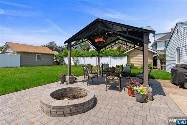 7 Maitland Avenue, Hawthorne, NJ 07506