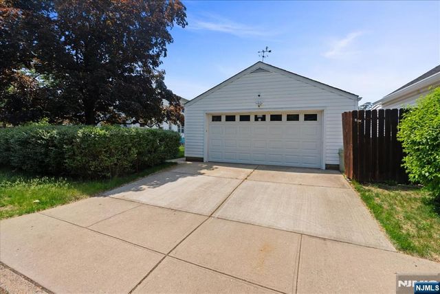 7 Maitland Avenue, Hawthorne, NJ 07506