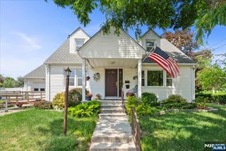 7 Maitland Avenue, Hawthorne, NJ 07506