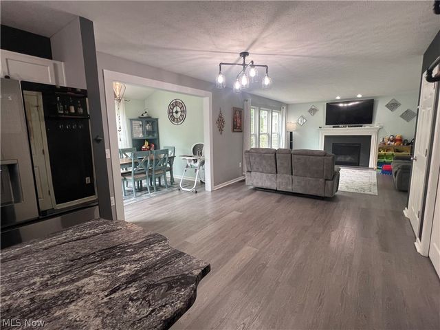 10523 Herrington Drive, Aurora, OH 44202