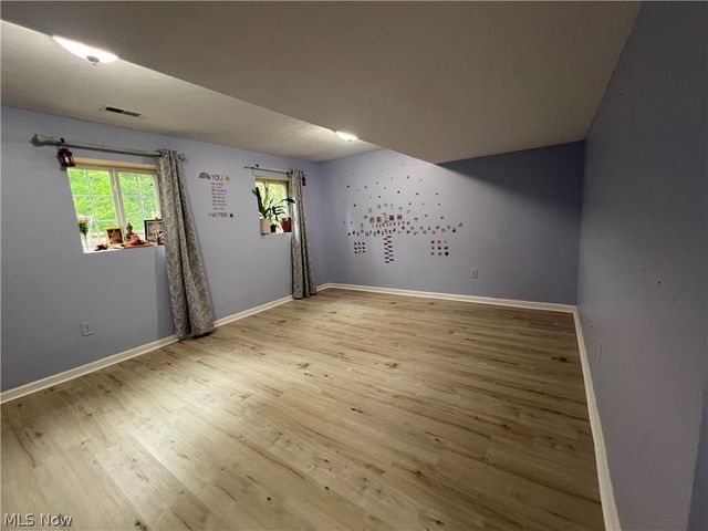10523 Herrington Drive, Aurora, OH 44202