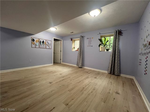 10523 Herrington Drive, Aurora, OH 44202