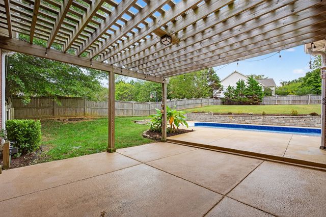 7116 Kyles Creek Dr, Fairview, TN 37062