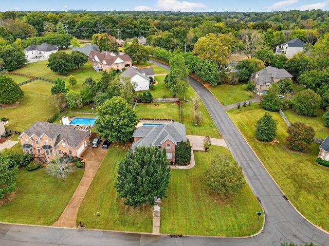 7116 Kyles Creek Dr, Fairview, TN 37062