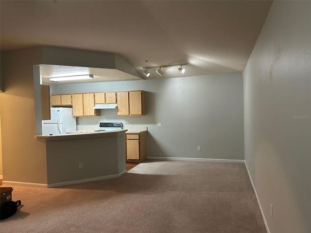 6542 SWISSCO DRIVE 835, Orlando, FL 32822