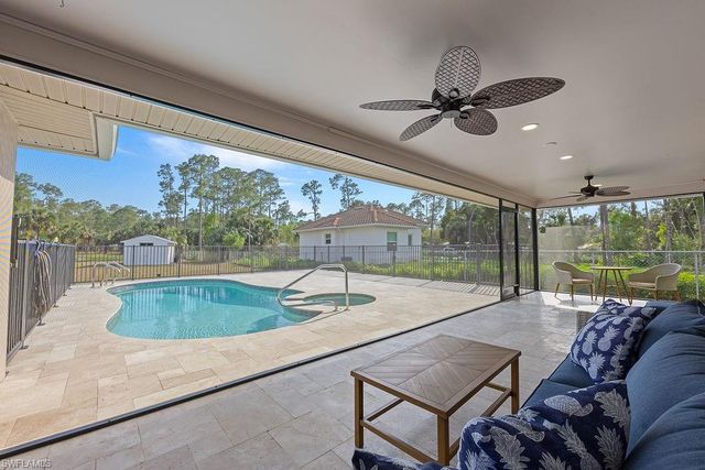5096 Boxwood WAY, Naples, FL 34116