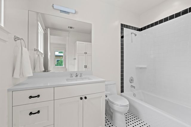 510 E 39th ST, Austin, TX 78751