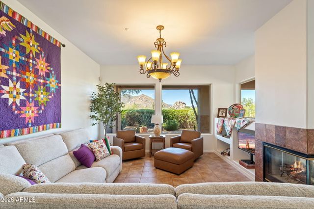 7326 E EVENING GLOW Drive, Scottsdale, AZ 85266