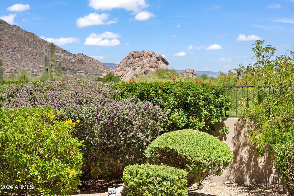 7326 E EVENING GLOW Drive, Scottsdale, AZ 85266