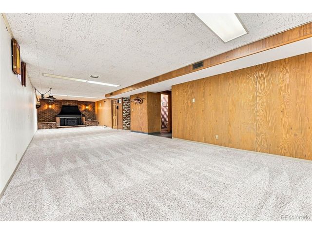 8665 W 21st Ave, Denver, CO 80215