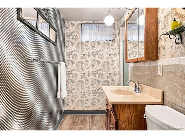 8665 W 21st Ave, Denver, CO 80215