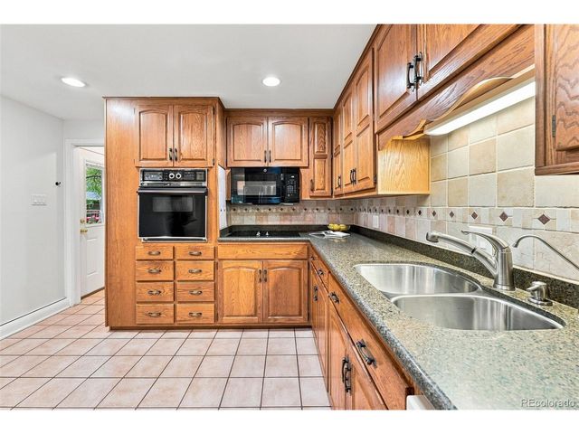 8665 W 21st Ave, Denver, CO 80215