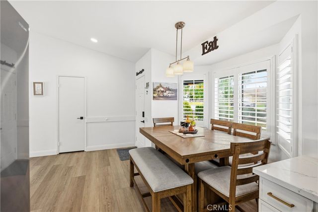 42370 Cosmic, Temecula, CA 92592