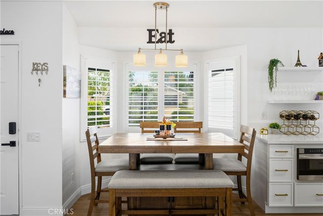 42370 Cosmic, Temecula, CA 92592