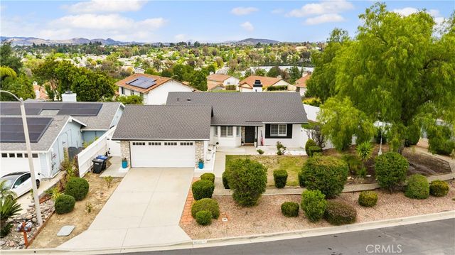 42370 Cosmic, Temecula, CA 92592