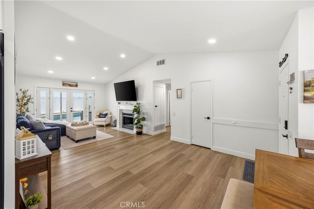 42370 Cosmic, Temecula, CA 92592