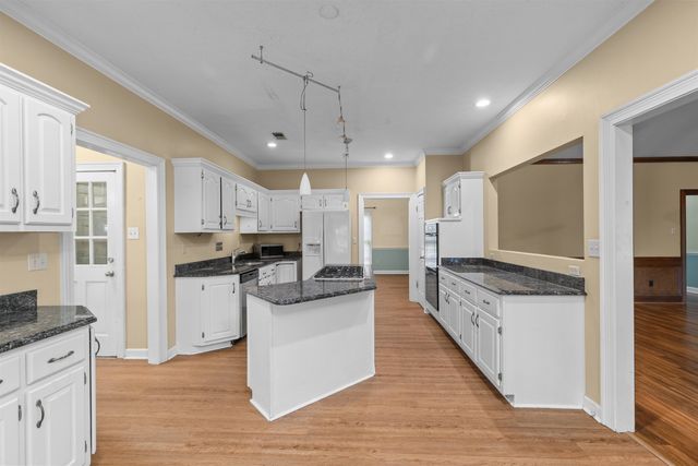 7168 EGERTON LN, Germantown, TN 38138