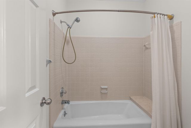 7168 EGERTON LN, Germantown, TN 38138