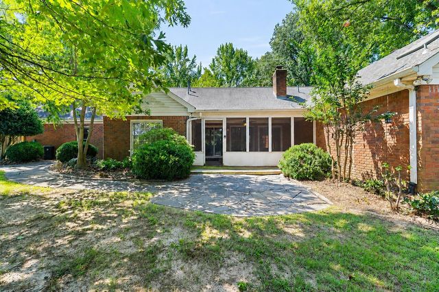 7168 EGERTON LN, Germantown, TN 38138