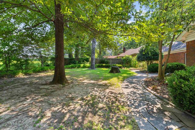 7168 EGERTON LN, Germantown, TN 38138