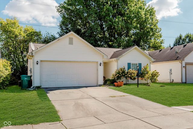 2249 Rolling Oak Drive, Indianapolis, IN 46214