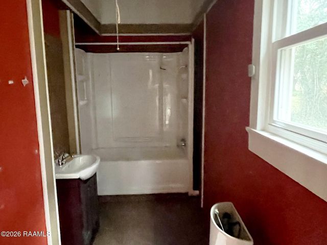 10305 Highway 182, Franklin, LA 70538