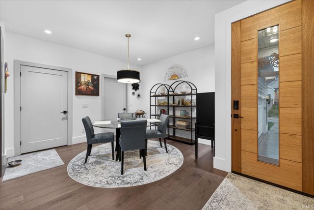 810 Spyglass Hill Drive, Bedford, IN 47421