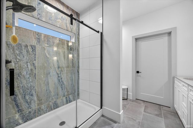 810 Spyglass Hill Drive, Bedford, IN 47421