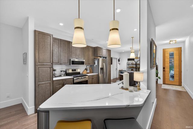 810 Spyglass Hill Drive, Bedford, IN 47421