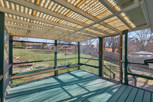 242 Mission Circle, Bloomington, MN 55420