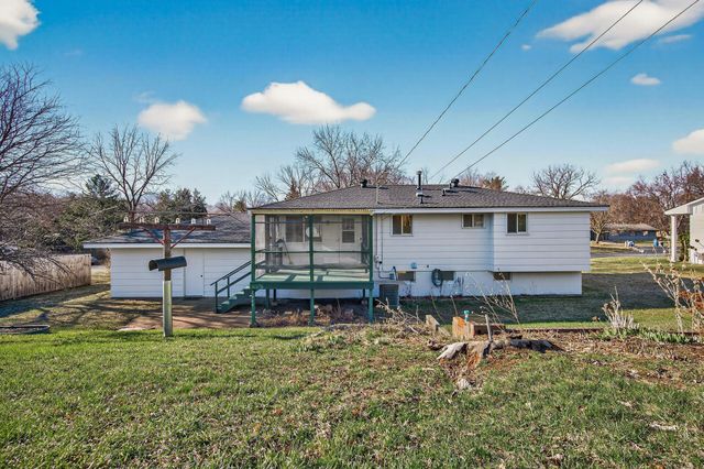 242 Mission Circle, Bloomington, MN 55420