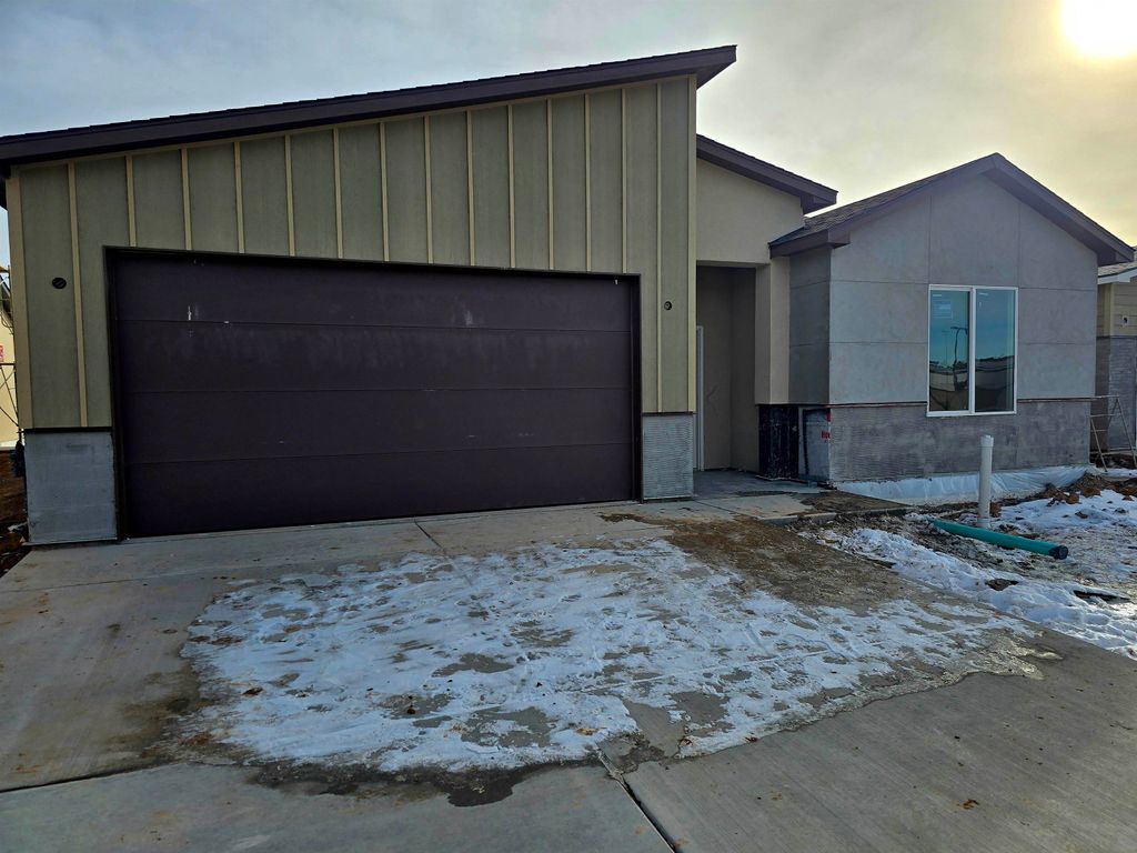 2153 Monument Lane, Grand Junction, CO 81507