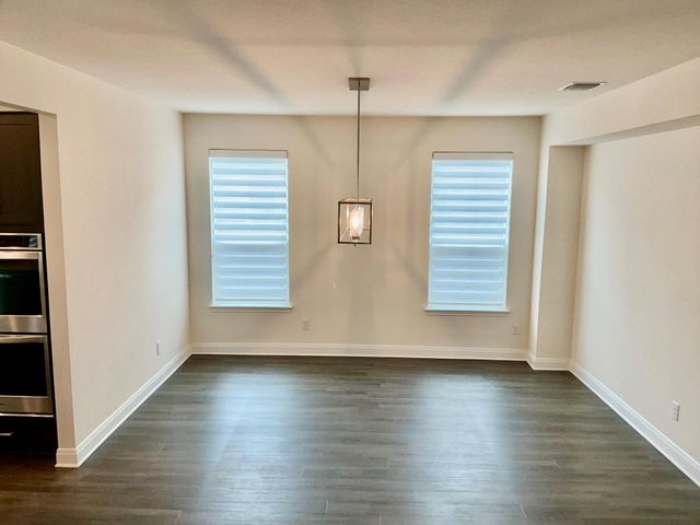 1008 Brenham LN, Leander, TX 78641