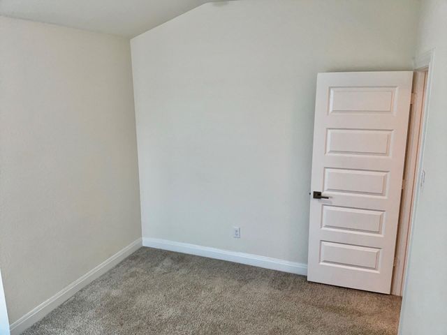 1008 Brenham LN, Leander, TX 78641