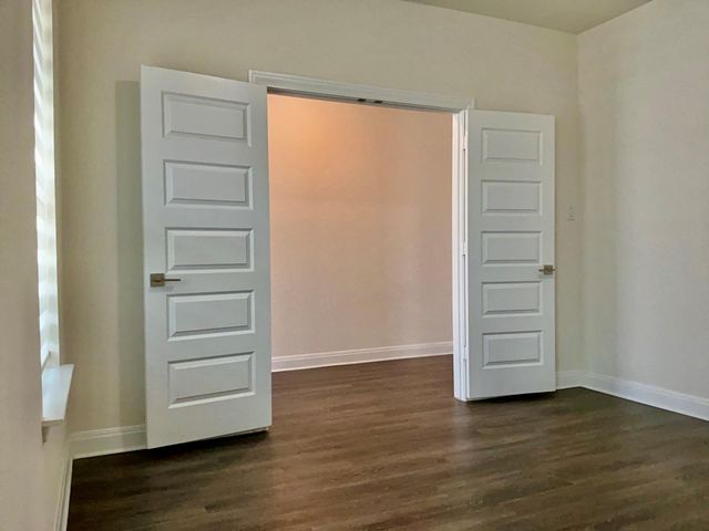 1008 Brenham LN, Leander, TX 78641