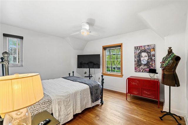 1912 Mount Royal Blvd, Shaler, PA 15116