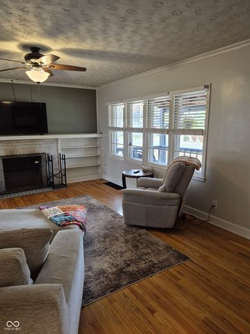 200 N Clay Street, Edinburgh, IN 46124