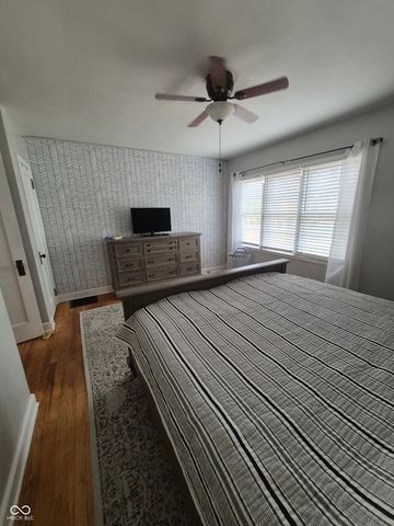 200 N Clay Street, Edinburgh, IN 46124