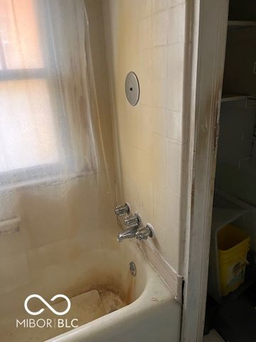 951 E Southern Avenue, Indianapolis, IN 46203