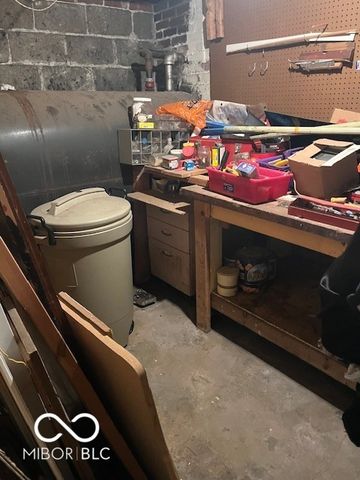 951 E Southern Avenue, Indianapolis, IN 46203