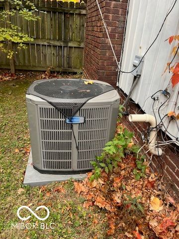 951 E Southern Avenue, Indianapolis, IN 46203