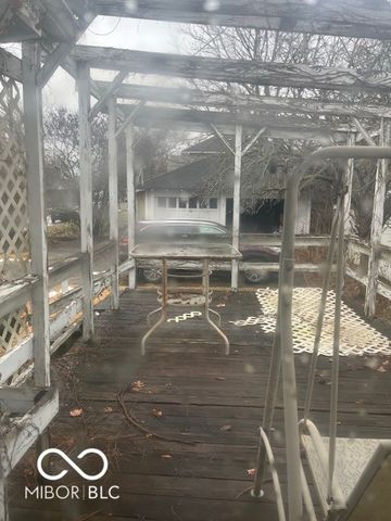 951 E Southern Avenue, Indianapolis, IN 46203