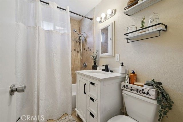 2010 Camino Del Sol, Oxnard, CA 93030