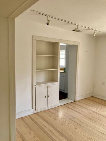 1105 W San Antonio St, Marfa, TX 79843