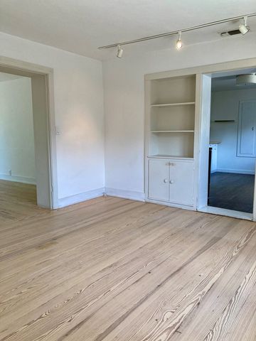 1105 W San Antonio St, Marfa, TX 79843