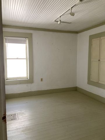 1105 W San Antonio St, Marfa, TX 79843