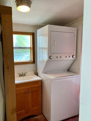 1105 W San Antonio St, Marfa, TX 79843